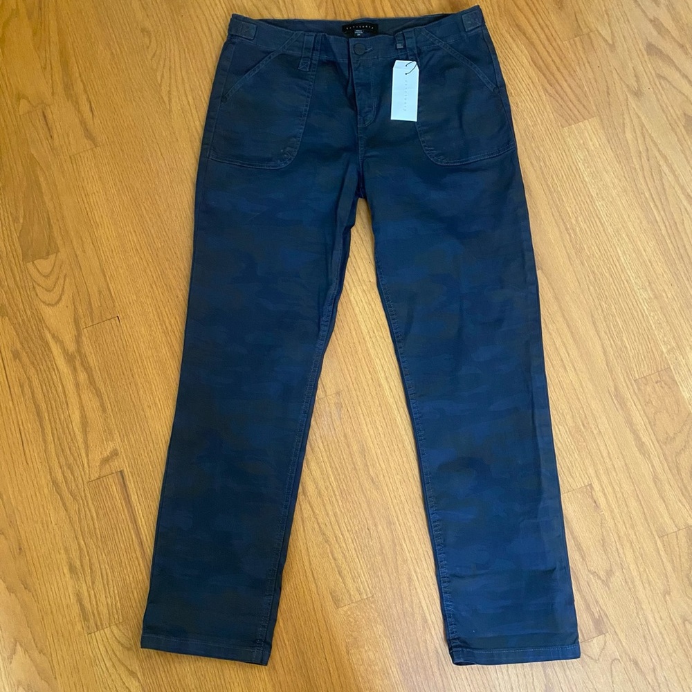 Sanctuary Straight Relaxed Peace Pants 31 Navy Camo.